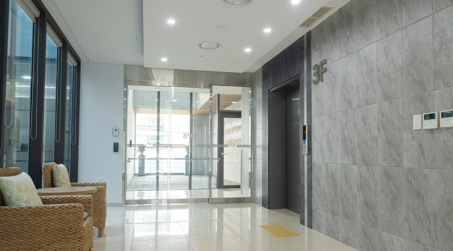 annexbuilding_3F_Entrance