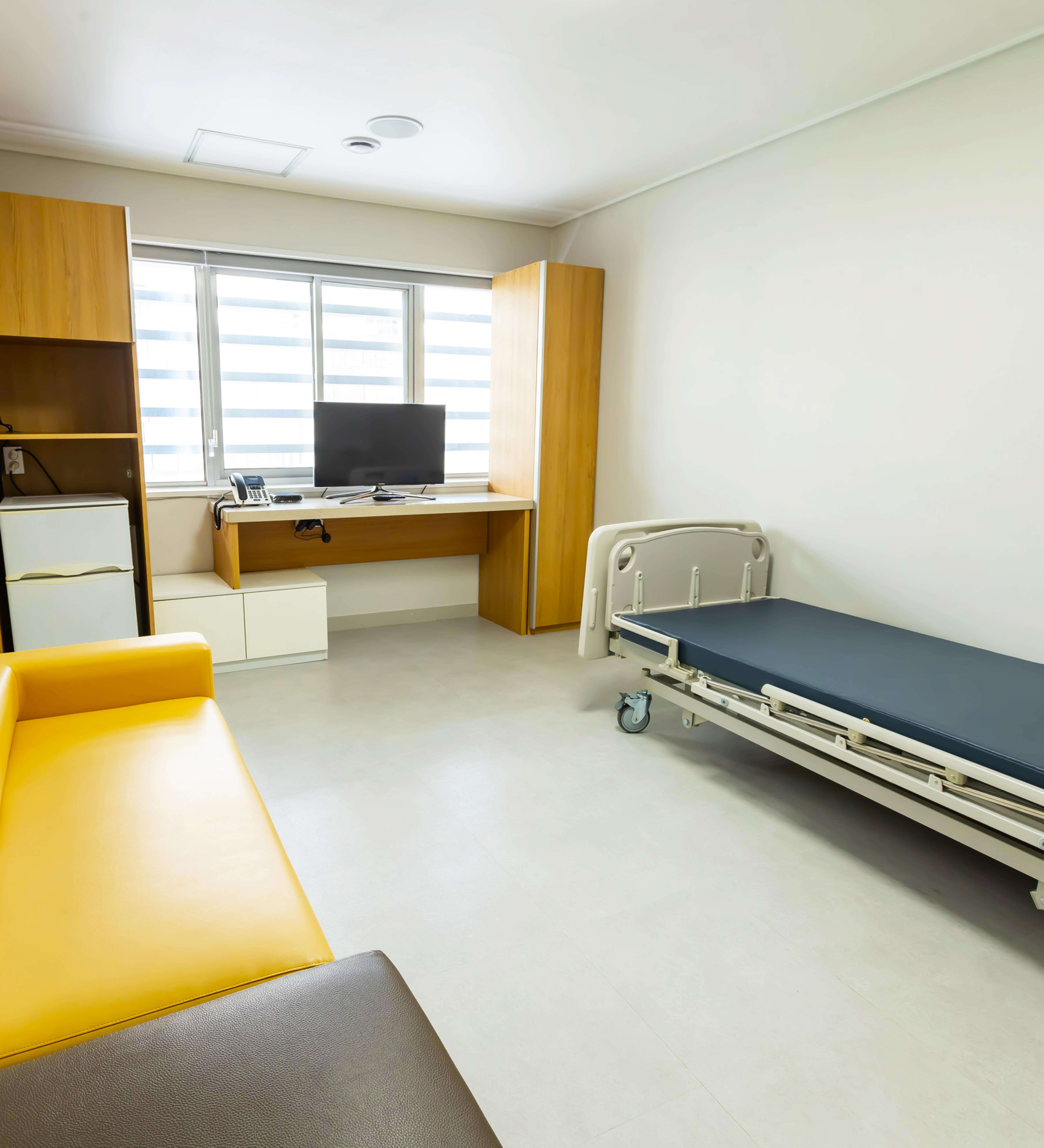 room_img